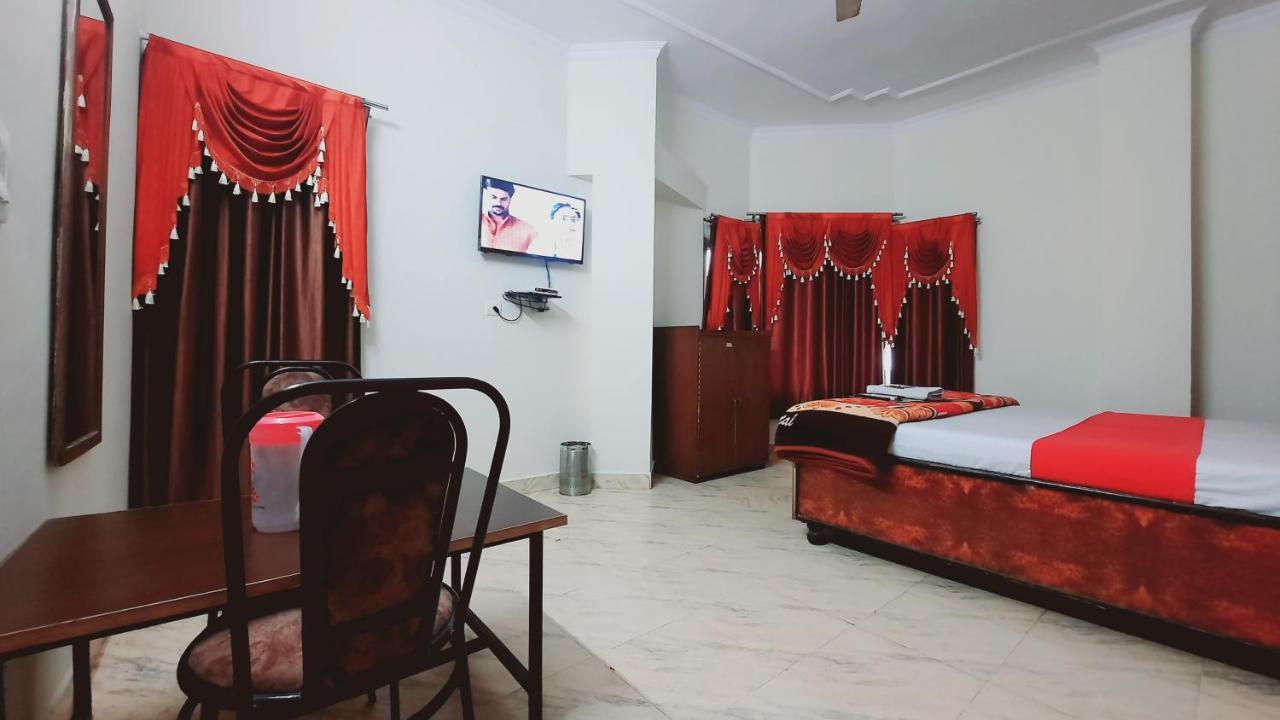 Hotel Holiday Inn Paradise Chandīgarh Extérieur photo